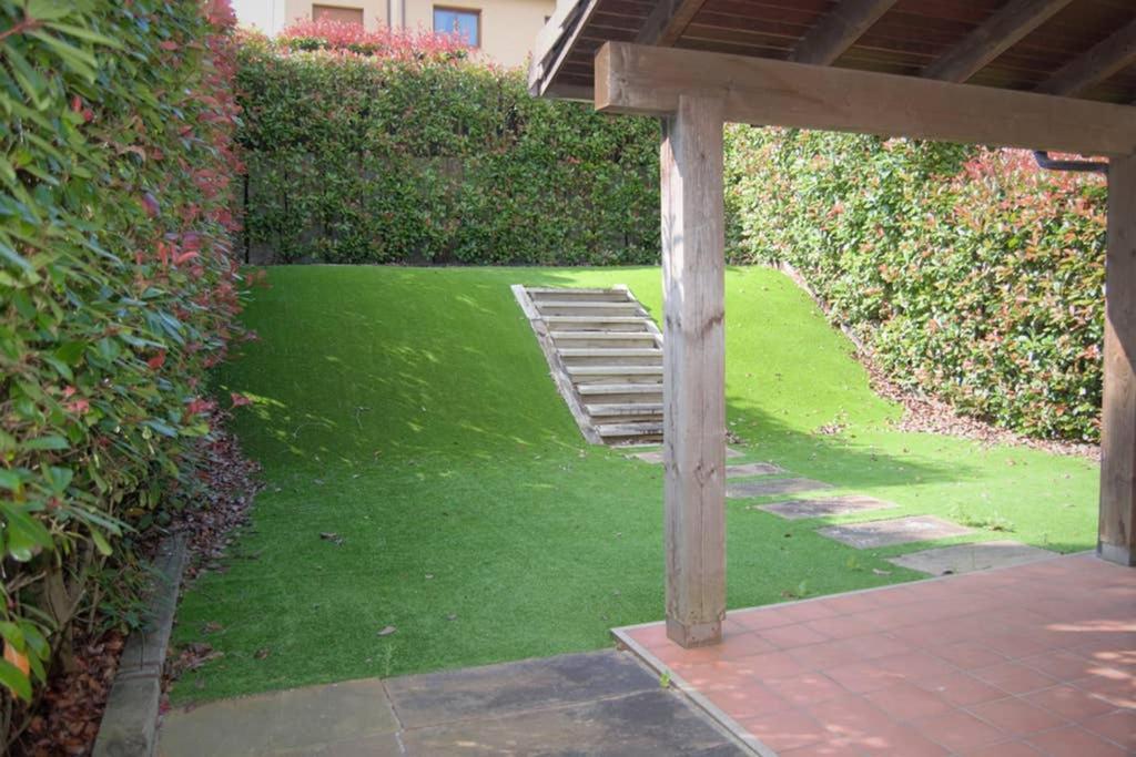 Precioso Adosado En Urbanizacion Con Campo De Golf Villa Mino Exterior photo