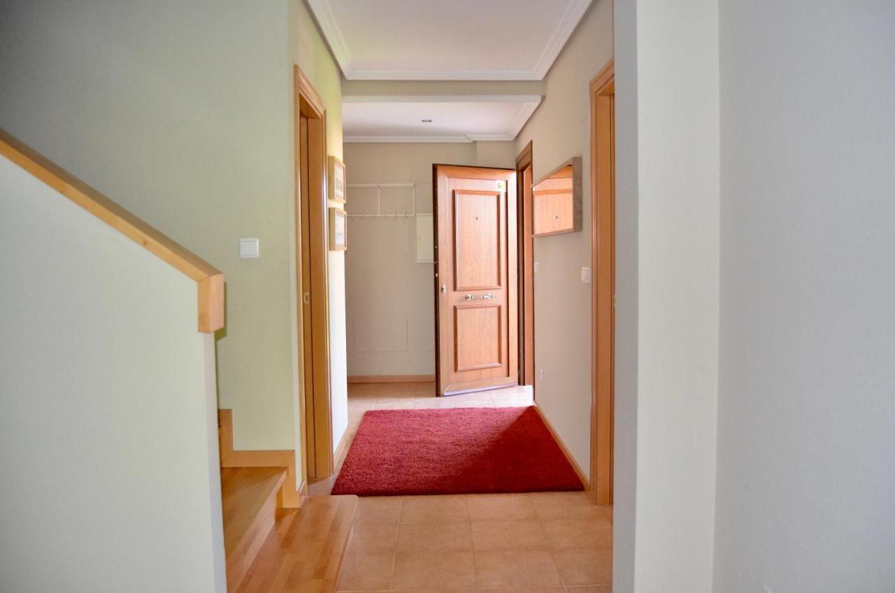 Precioso Adosado En Urbanizacion Con Campo De Golf Villa Mino Exterior photo