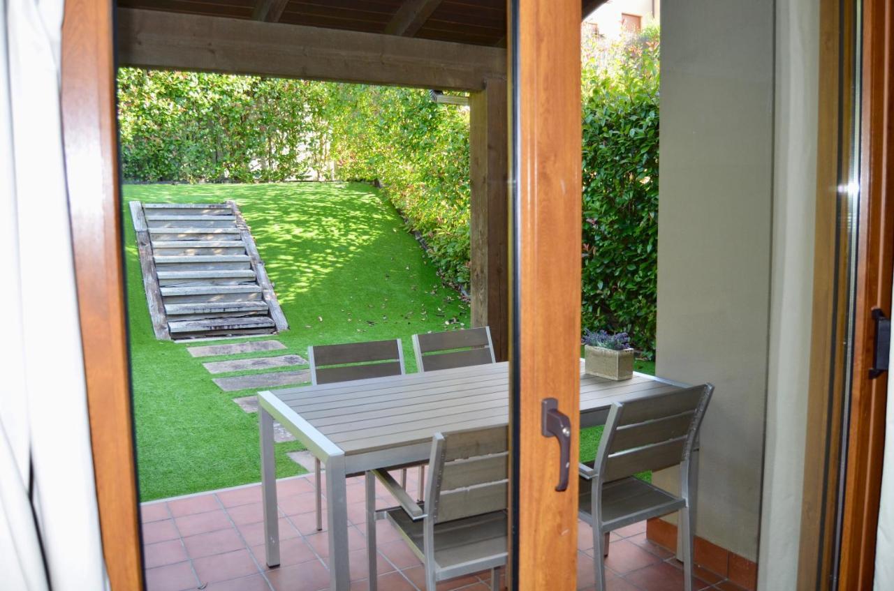 Precioso Adosado En Urbanizacion Con Campo De Golf Villa Mino Exterior photo