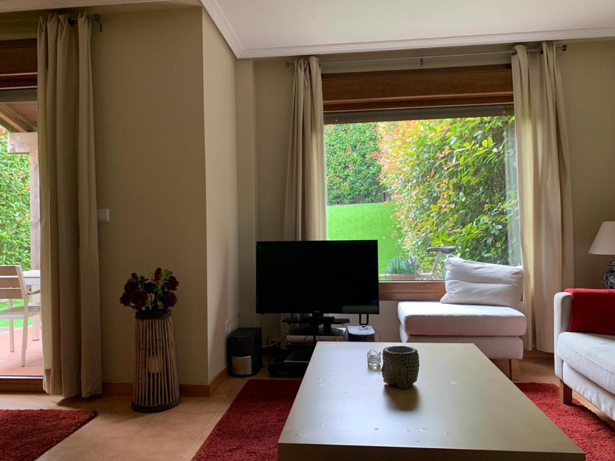 Precioso Adosado En Urbanizacion Con Campo De Golf Villa Mino Exterior photo
